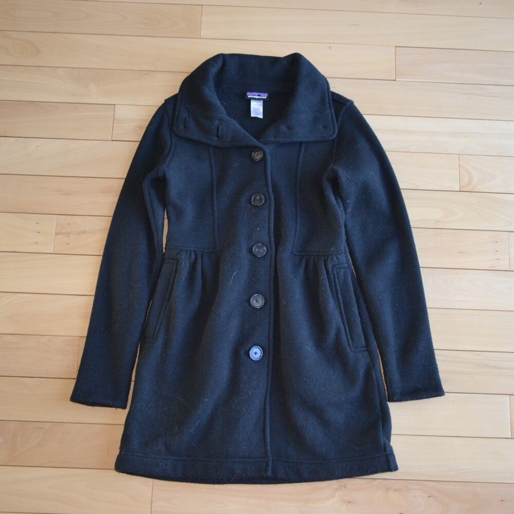Patagonia Fleece Button Coat Size Small Black